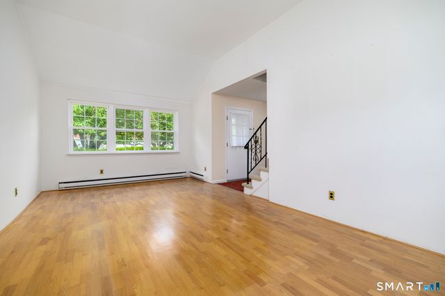 16 Westminster Road, Stamford, CT 06902
