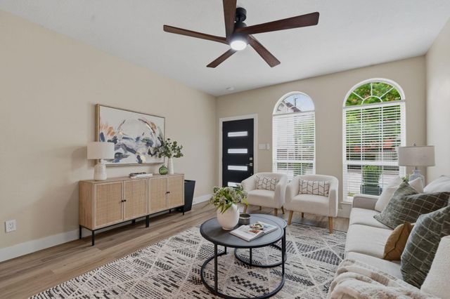 226 Sydnor Street, Houston, TX 77020