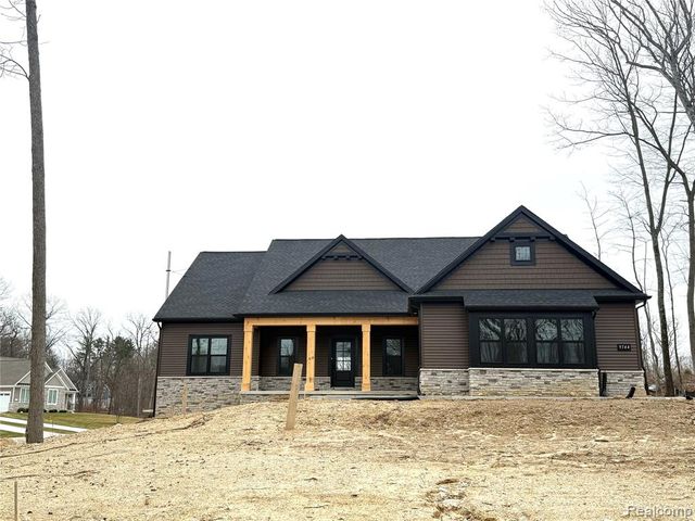9744 Chalfonte Drive, Brighton, MI 48116