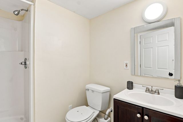 111 Pinedale Avenue, Athol, MA 01331