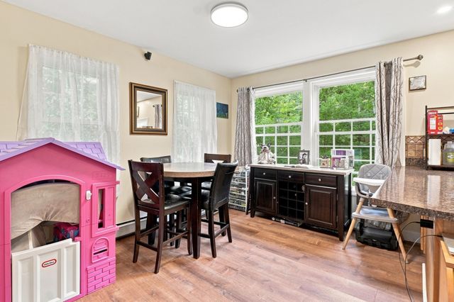 111 Pinedale Avenue, Athol, MA 01331