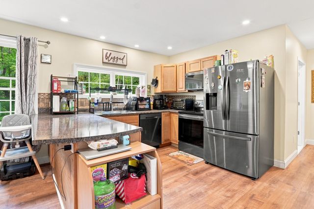 111 Pinedale Avenue, Athol, MA 01331