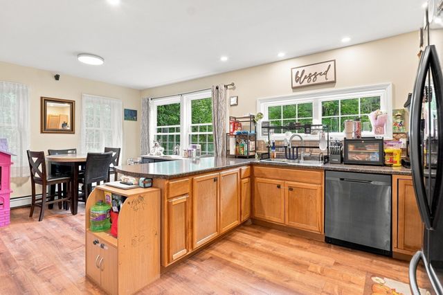 111 Pinedale Avenue, Athol, MA 01331