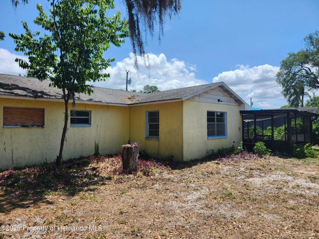 2377 Giovanni Avenue, Spring Hill, FL 34608