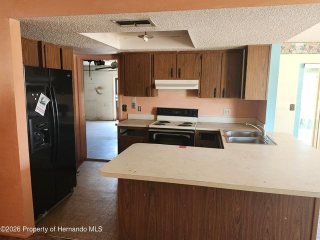 2377 Giovanni Avenue, Spring Hill, FL 34608