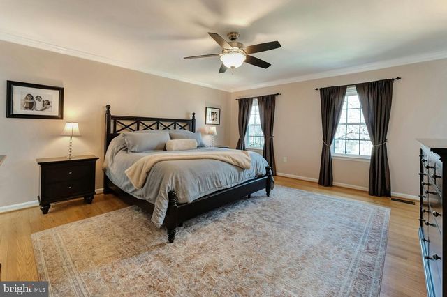 3281 DUTCH MILL CT, Oakton, VA 22124