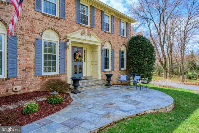 3281 DUTCH MILL CT, Oakton, VA 22124