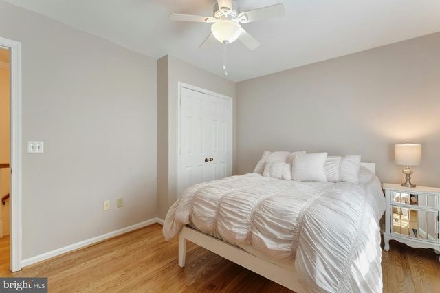 3281 DUTCH MILL CT, Oakton, VA 22124