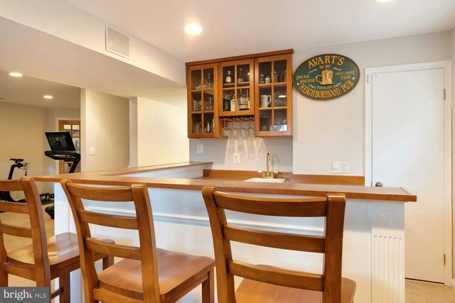 3281 DUTCH MILL CT, Oakton, VA 22124