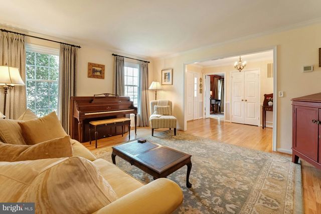 3281 DUTCH MILL CT, Oakton, VA 22124