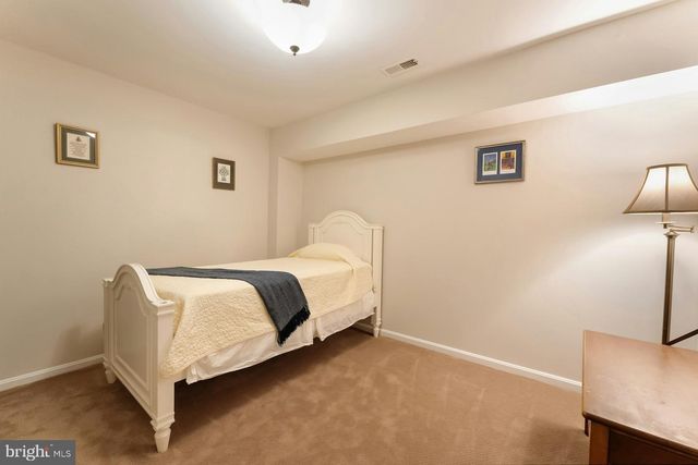 3281 DUTCH MILL CT, Oakton, VA 22124