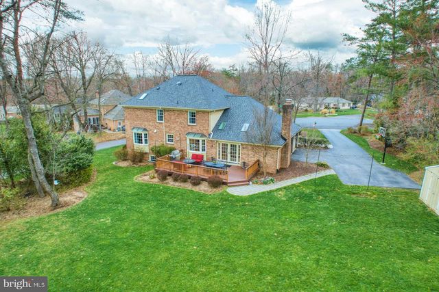 3281 DUTCH MILL CT, Oakton, VA 22124