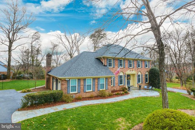 3281 DUTCH MILL CT, Oakton, VA 22124