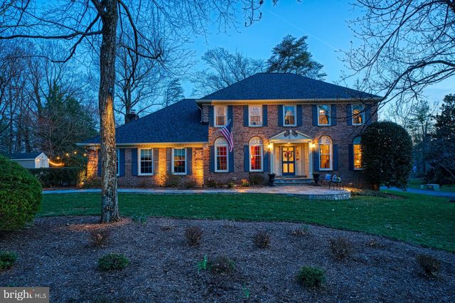 3281 DUTCH MILL CT, Oakton, VA 22124