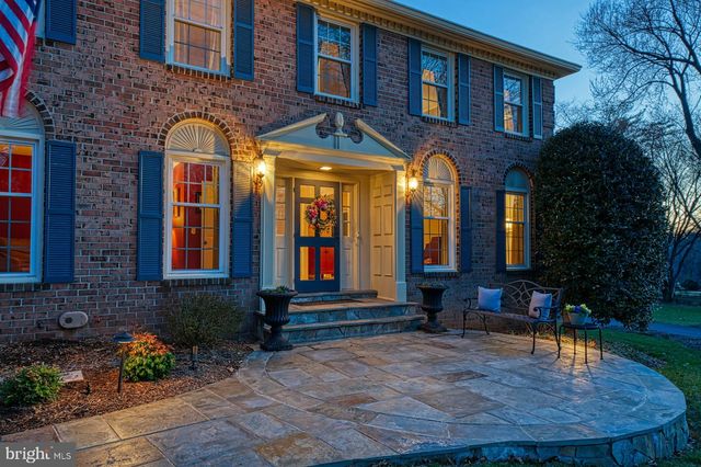 3281 DUTCH MILL CT, Oakton, VA 22124