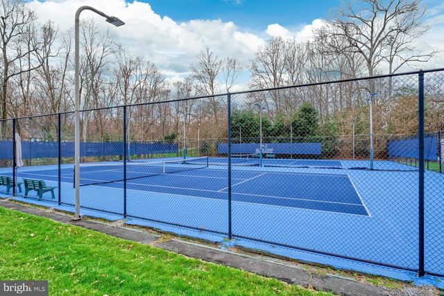 3281 DUTCH MILL CT, Oakton, VA 22124