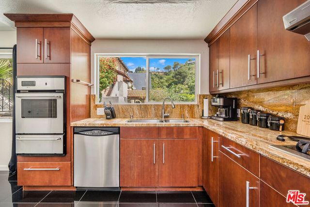 2041 Roscomare Road, Los Angeles, CA 90077