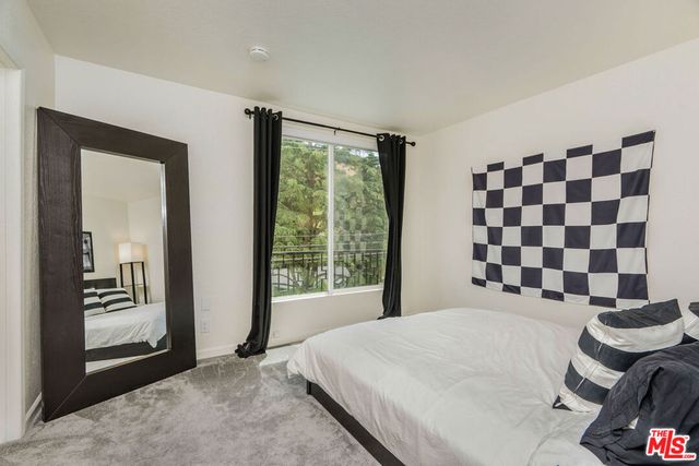 2041 Roscomare Road, Los Angeles, CA 90077