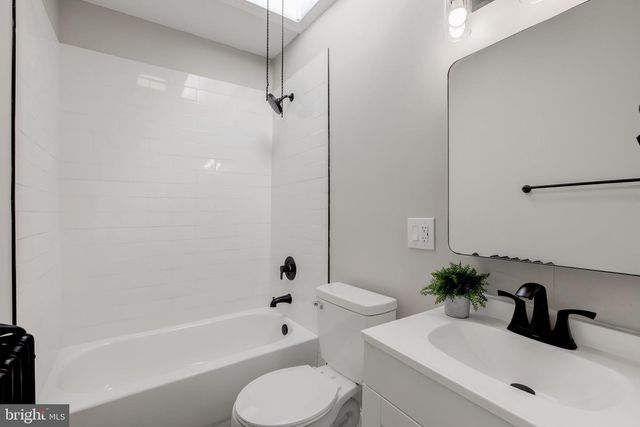 108 N 6TH AVE, Darby, PA 19023