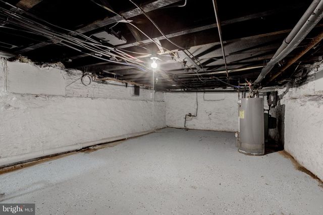 108 N 6TH AVE, Darby, PA 19023