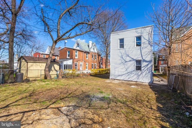 108 N 6TH AVE, Darby, PA 19023