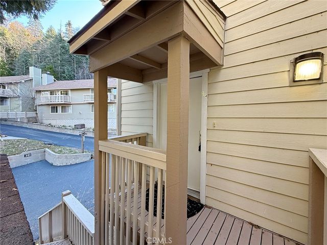 196 114 Rockledge Lane, Lake Arrowhead, CA 92352