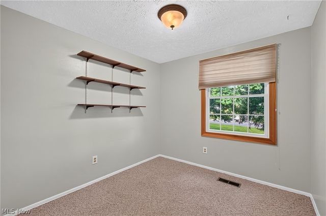 3110 Bronco Drive, Clinton, OH 44216