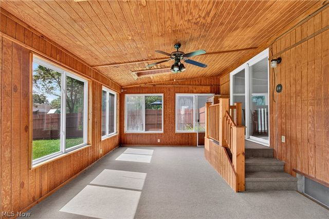 3110 Bronco Drive, Clinton, OH 44216