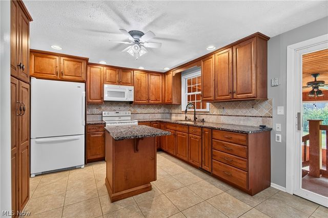 3110 Bronco Drive, Clinton, OH 44216