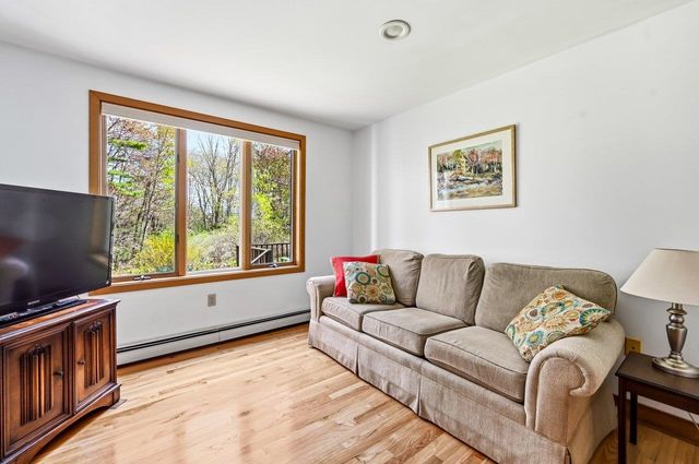 33 Isaac Lucas Circle, Dover, NH 03820
