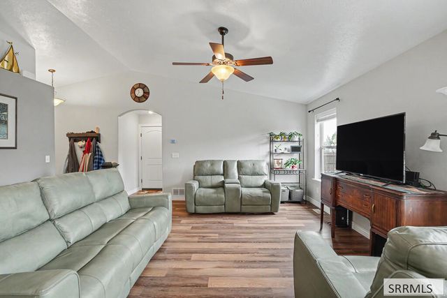 3407 N Flint Avenue, Idaho Falls, ID 83401