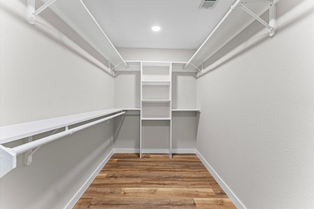 2126 Eagle Point Road, Crosby, TX 77532