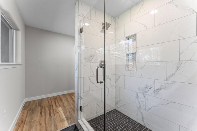 2126 Eagle Point Road, Crosby, TX 77532