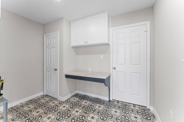 2126 Eagle Point Road, Crosby, TX 77532