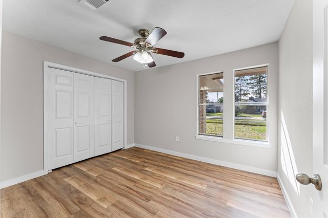 2126 Eagle Point Road, Crosby, TX 77532