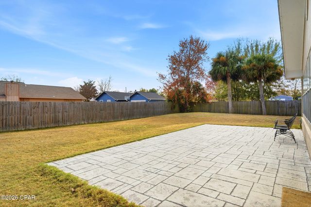 1805 Connecticut Avenue, Lynn Haven, FL 32444