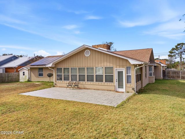 1805 Connecticut Avenue, Lynn Haven, FL 32444