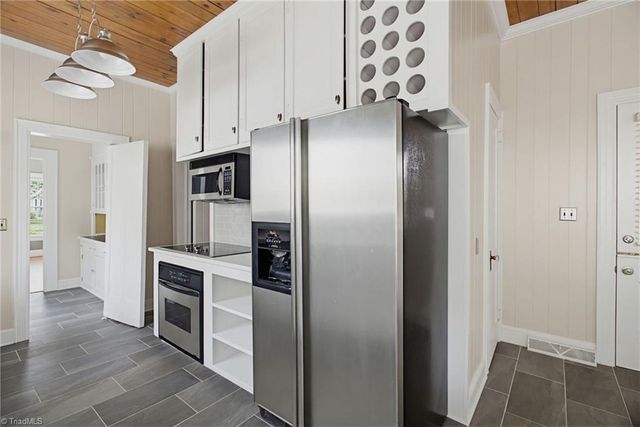 309 Hillcrest Drive, Lexington, NC 27292