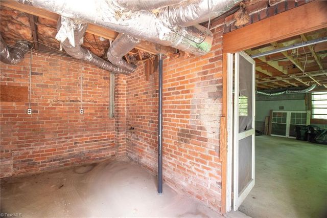 309 Hillcrest Drive, Lexington, NC 27292