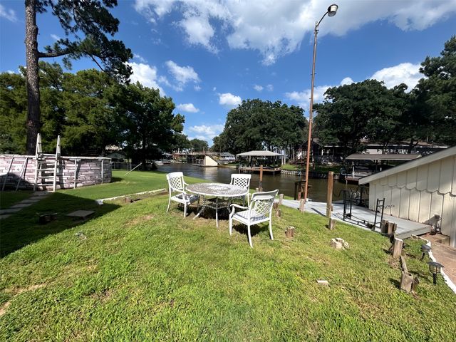 1901 Austin Aisle, Tool, TX 75143