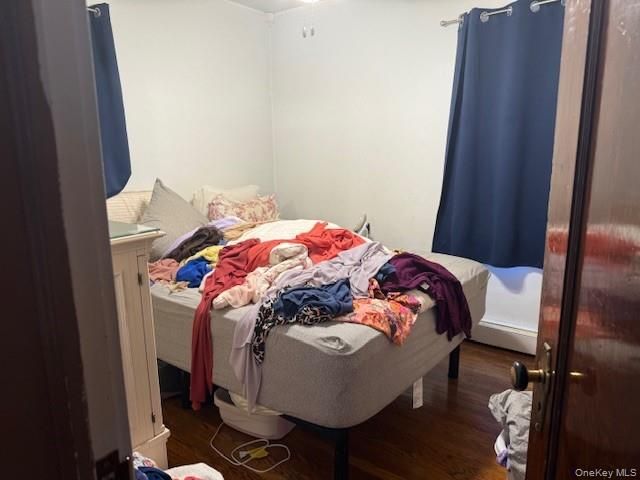 526 N 12th Street, New Hyde Park, NY 11040