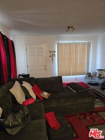 5415 S Normandie Avenue, Los Angeles, CA 90037