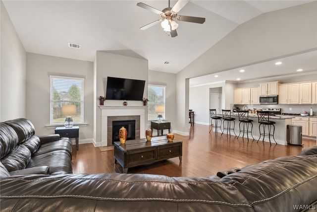 11856 Aspenwood, Moundville, AL 35474