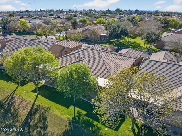 24611 S GOLFVIEW Drive, Sun Lakes, AZ 85248