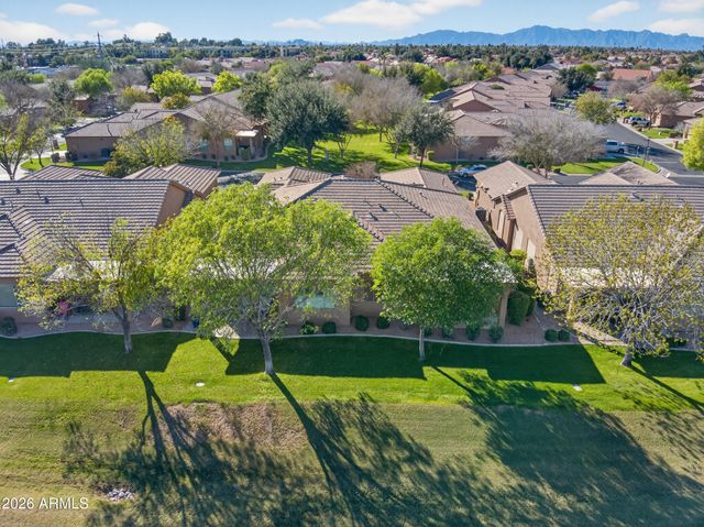 24611 S GOLFVIEW Drive, Sun Lakes, AZ 85248