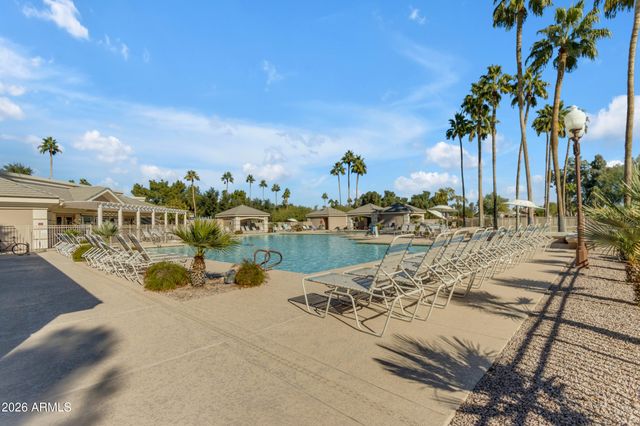 24611 S GOLFVIEW Drive, Sun Lakes, AZ 85248