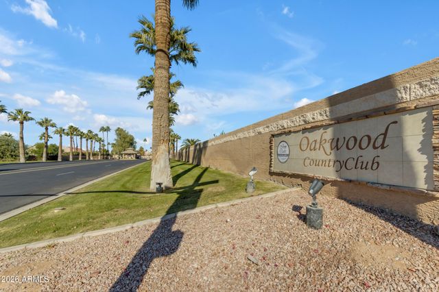 24611 S GOLFVIEW Drive, Sun Lakes, AZ 85248