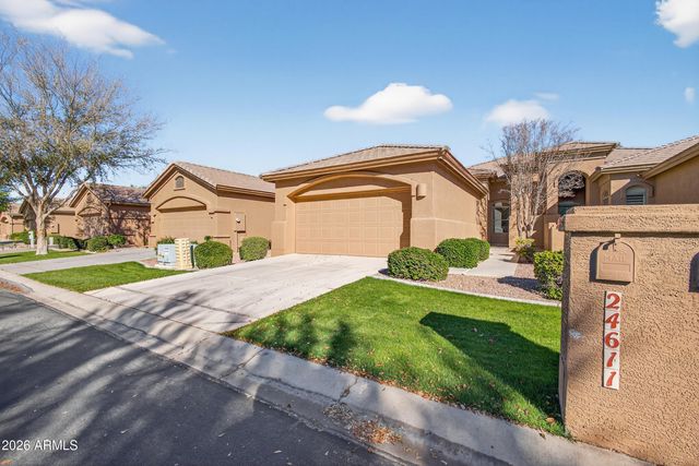 24611 S GOLFVIEW Drive, Sun Lakes, AZ 85248