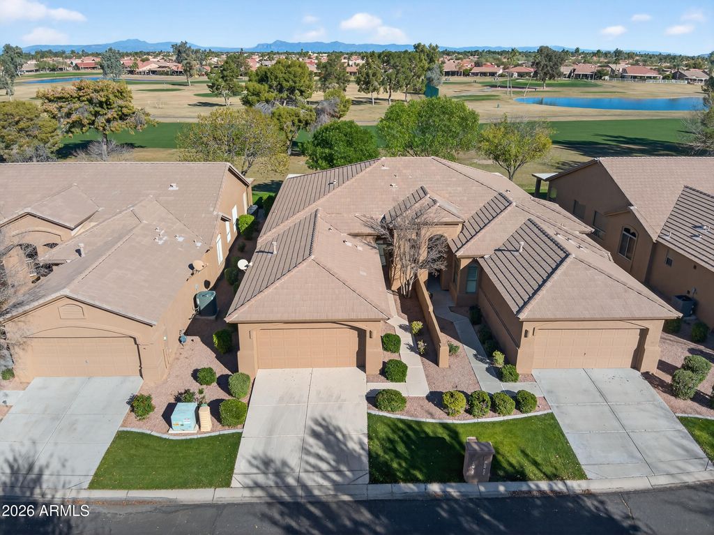 24611 S GOLFVIEW Drive, Sun Lakes, AZ 85248