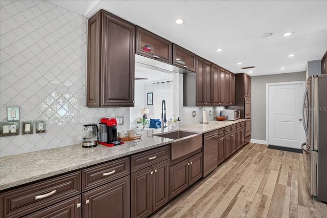 3282 TOBERO LANE, Sarasota, FL 34235